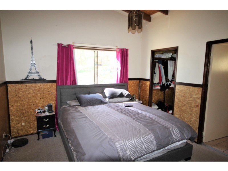 85 Brunckhorst Avenue, Stanthorpe QLD 4380