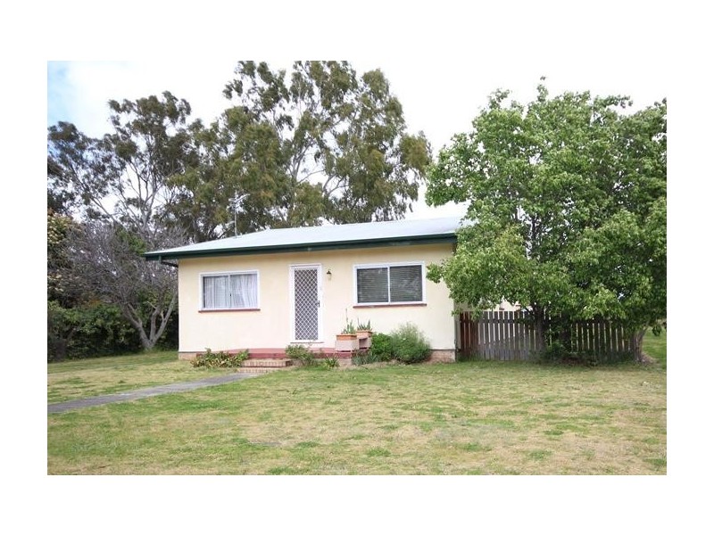 5 Catherine Street, Stanthorpe QLD 4380