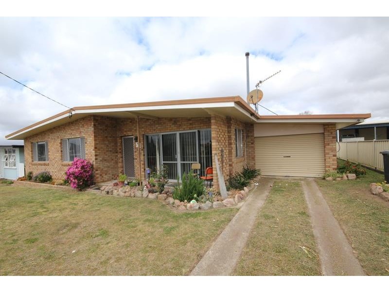 51 Bridge Street, Stanthorpe QLD 4380