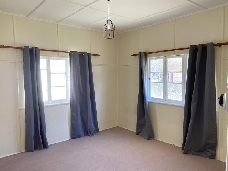 23 College Road, Stanthorpe QLD 4380