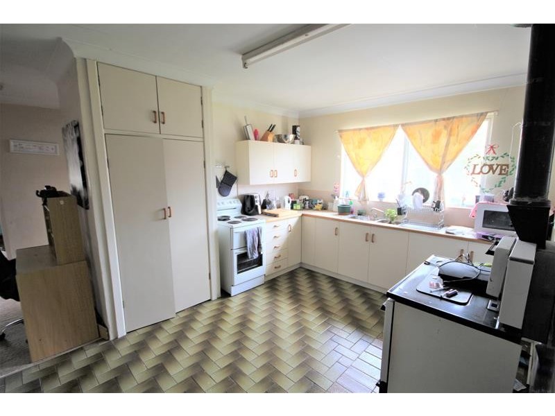 58 College Road, Stanthorpe QLD 4380