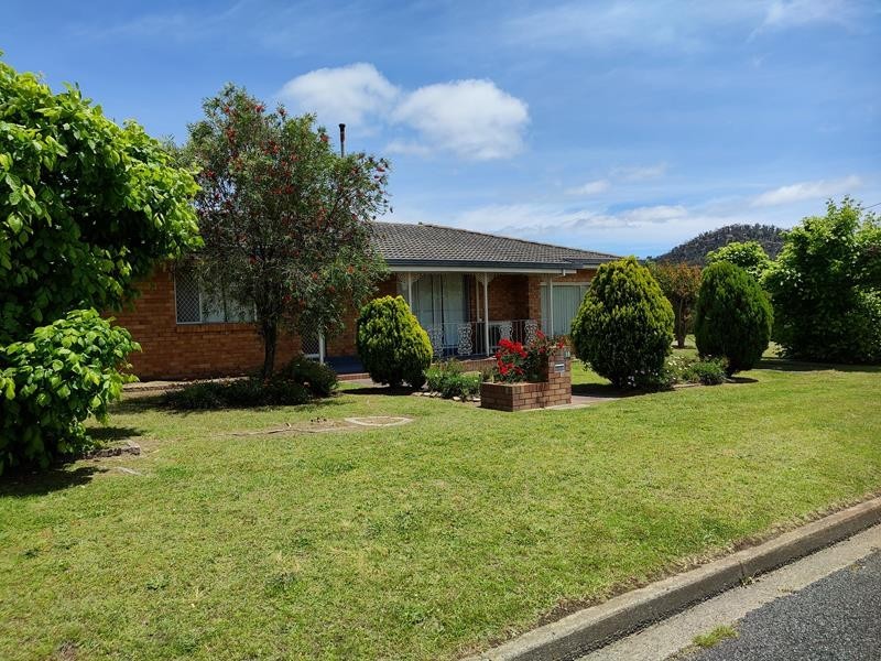 10 Archibald Street, Stanthorpe QLD 4380