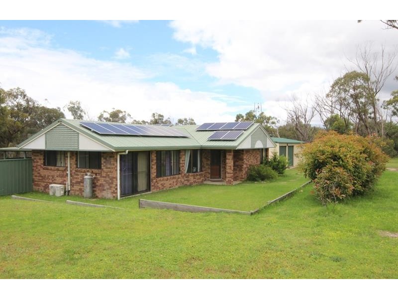 49 Tyrel Street, Stanthorpe QLD 4380