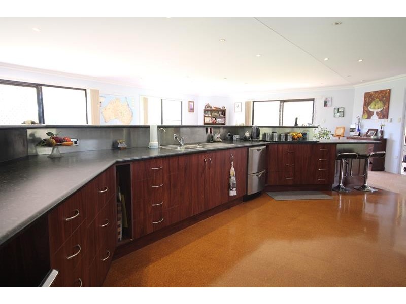 127 Whiskey Gully Road, Stanthorpe QLD 4380