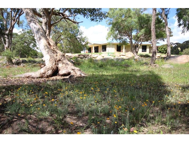 127 Whiskey Gully Road, Stanthorpe QLD 4380