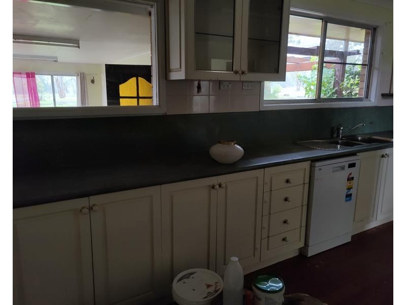 74 Harslett Road, Amiens QLD 4380