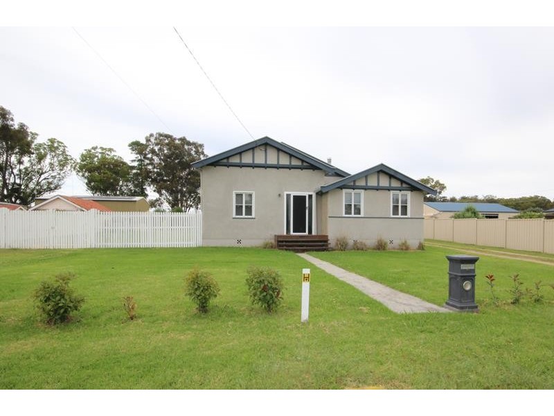11 Catherine Street, Stanthorpe QLD 4380