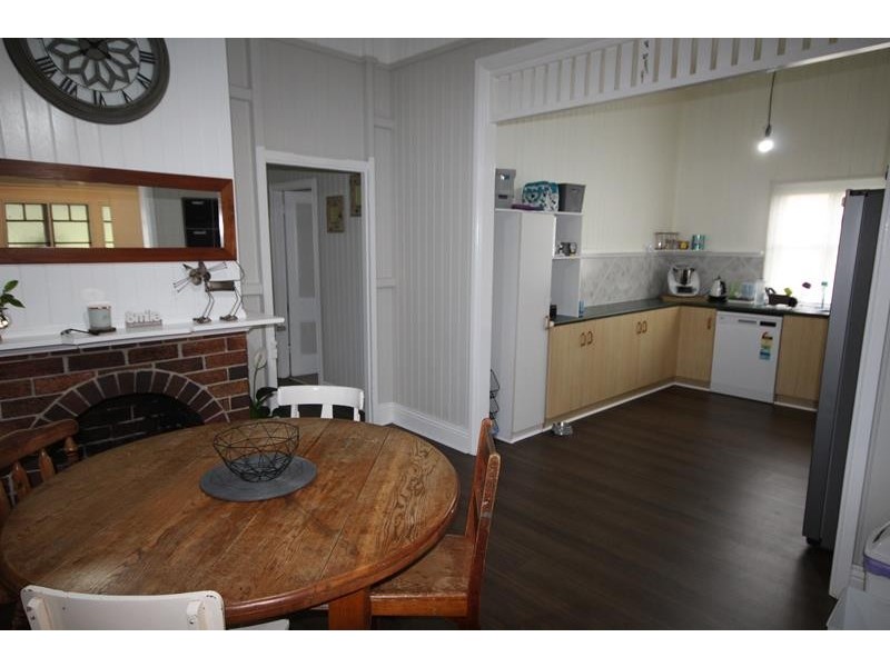 11 Catherine Street, Stanthorpe QLD 4380