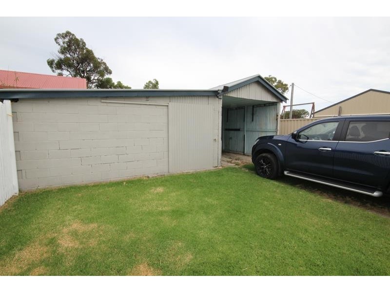 11 Catherine Street, Stanthorpe QLD 4380