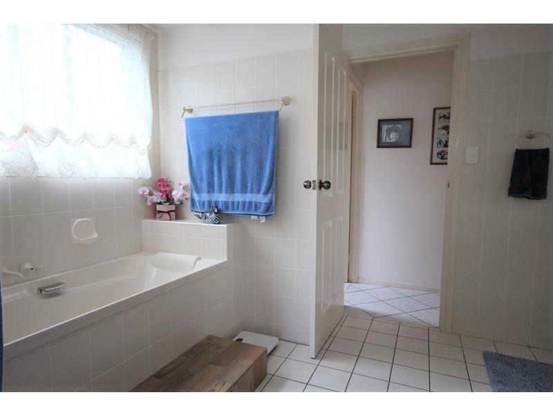 1a Leslie Parade, Stanthorpe QLD 4380