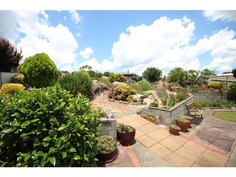 1a Leslie Parade, Stanthorpe QLD 4380