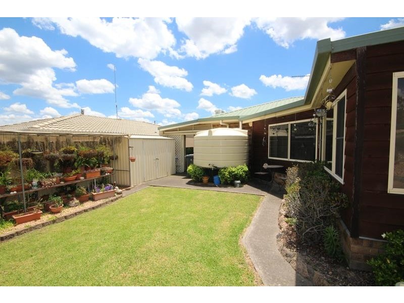 1a Leslie Parade, Stanthorpe QLD 4380