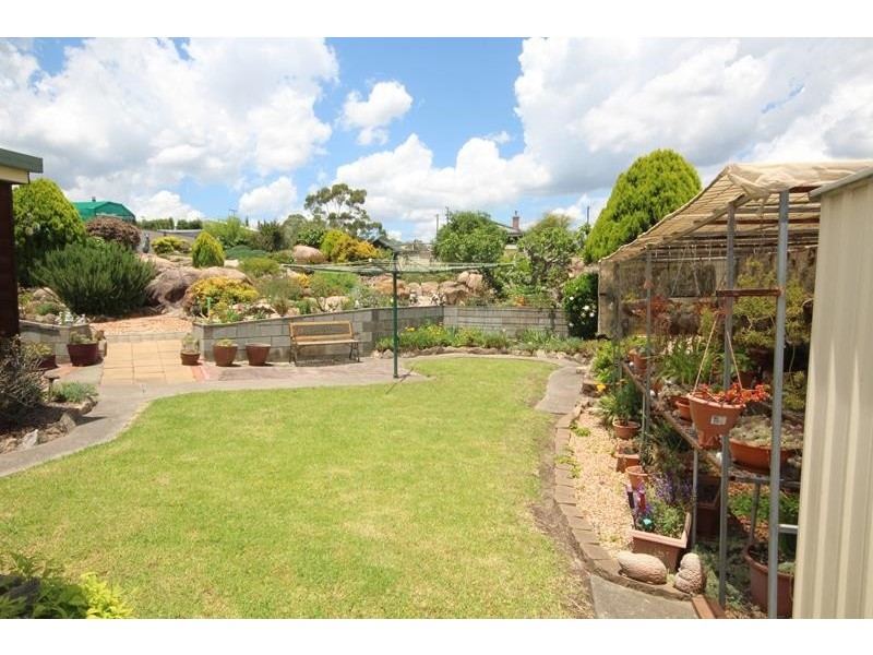 1a Leslie Parade, Stanthorpe QLD 4380