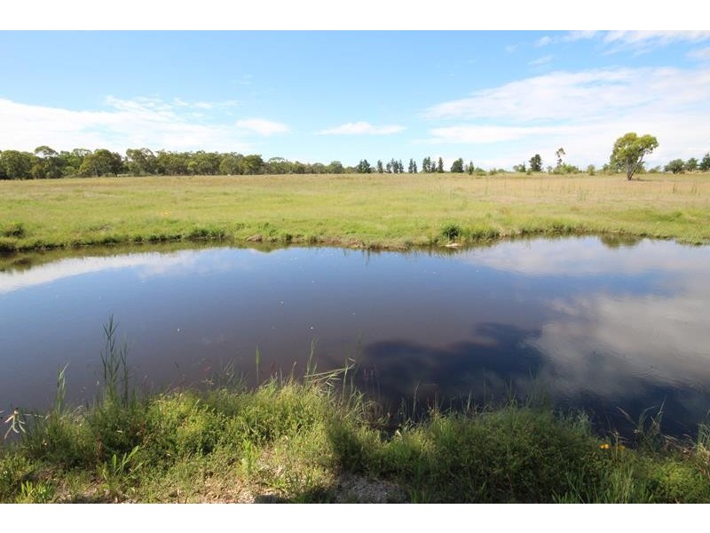 12 Beverley Road, Severnlea QLD 4380