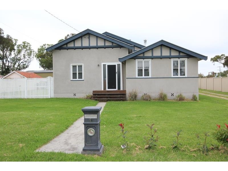11 Catherine Street, Stanthorpe QLD 4380