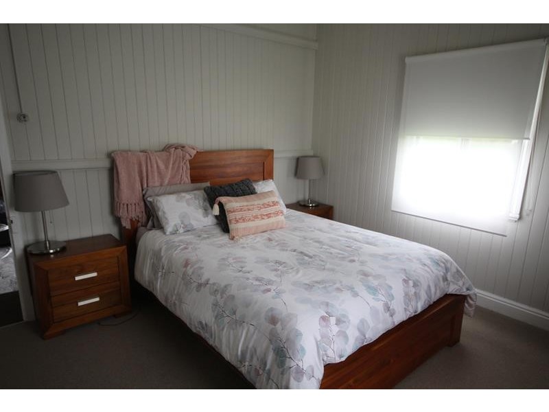 11 Catherine Street, Stanthorpe QLD 4380