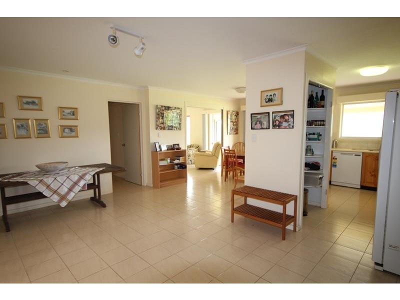 695 Bents Road, Ballandean QLD 4382