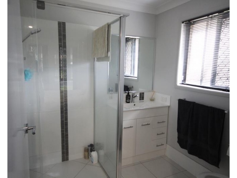 10 Lavena Court, Stanthorpe QLD 4380