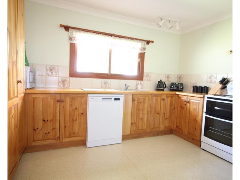 21 Pike Street, Stanthorpe QLD 4380