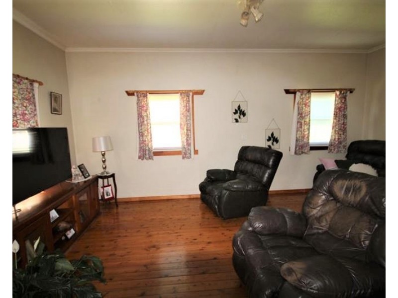 21 Pike Street, Stanthorpe QLD 4380