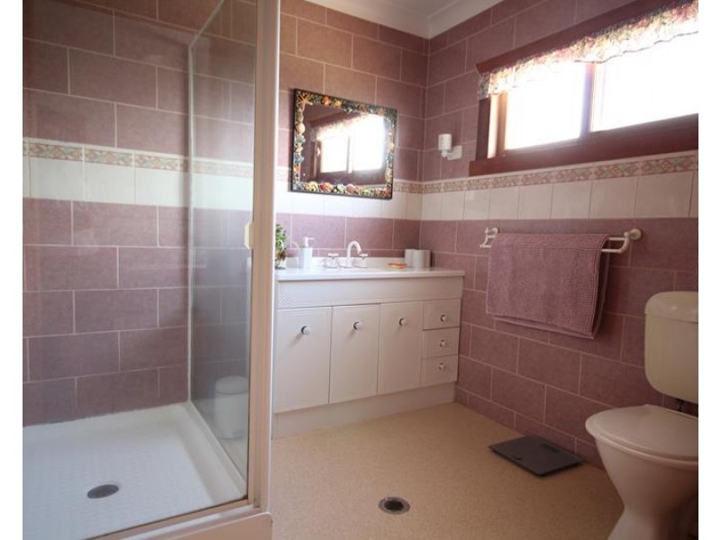 21 Pike Street, Stanthorpe QLD 4380