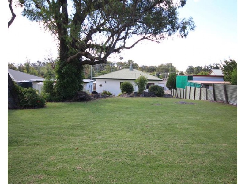 21 Pike Street, Stanthorpe QLD 4380