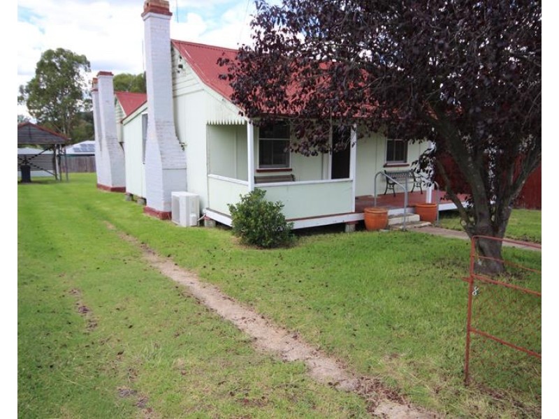 7 McGlew Street, Stanthorpe QLD 4380