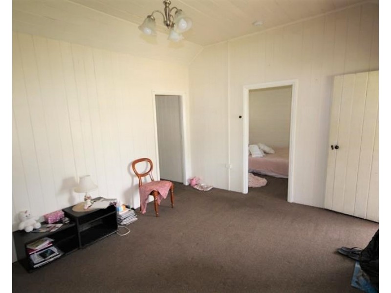7 McGlew Street, Stanthorpe QLD 4380