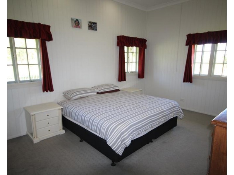 82 Clark Lane, Broadwater QLD 4380