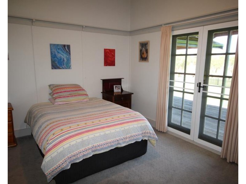 82 Clark Lane, Broadwater QLD 4380