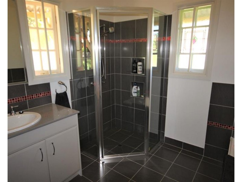 82 Clark Lane, Broadwater QLD 4380