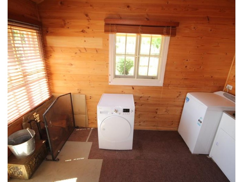 82 Clark Lane, Broadwater QLD 4380