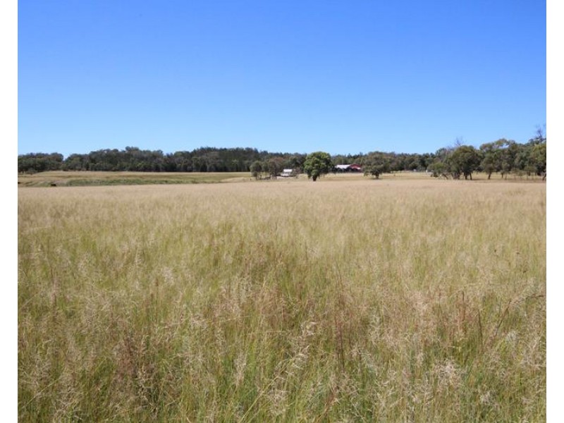 82 Clark Lane, Broadwater QLD 4380