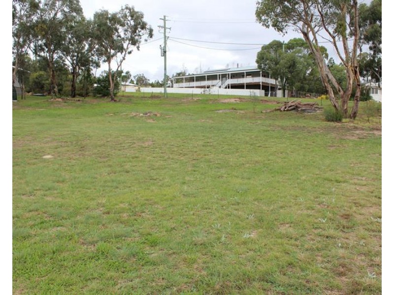 19 Sanderson Road, Glen Aplin QLD 4381
