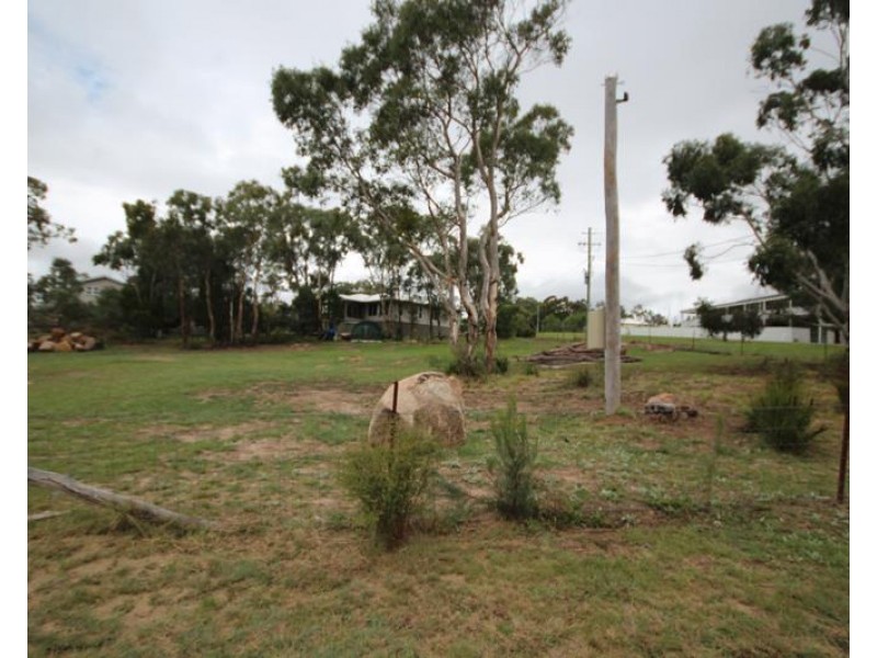 19 Sanderson Road, Glen Aplin QLD 4381