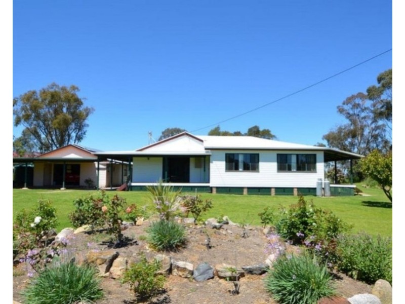 95 Pradella Road, Pozieres QLD 4352