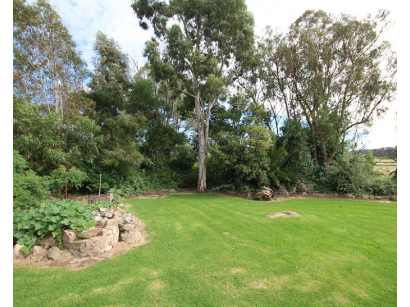 95 Pradella Road, Pozieres QLD 4352