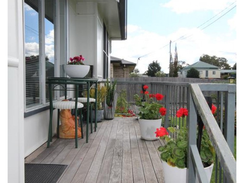 17 Forrest Street, Glen Aplin QLD 4381