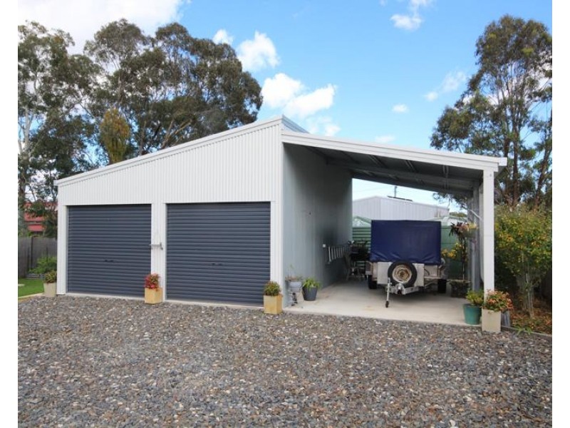 17 Forrest Street, Glen Aplin QLD 4381