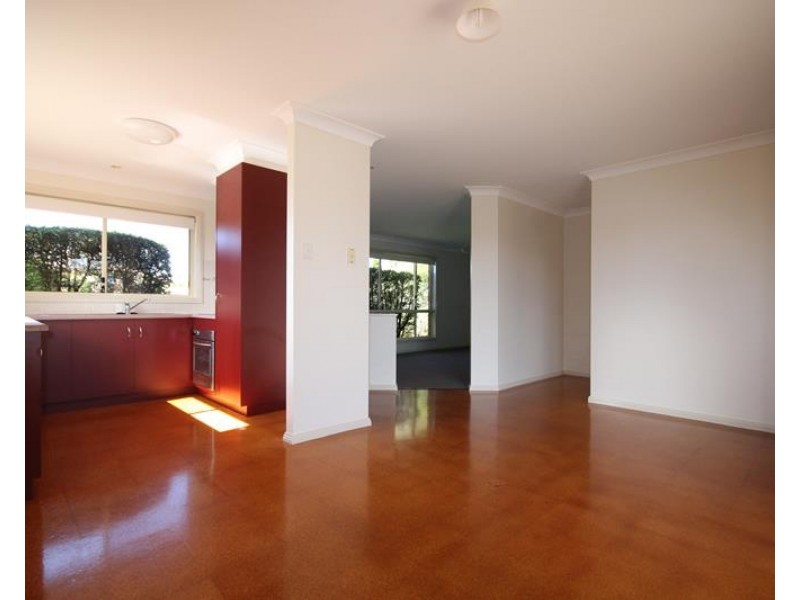 12 Barton Street, Stanthorpe QLD 4380