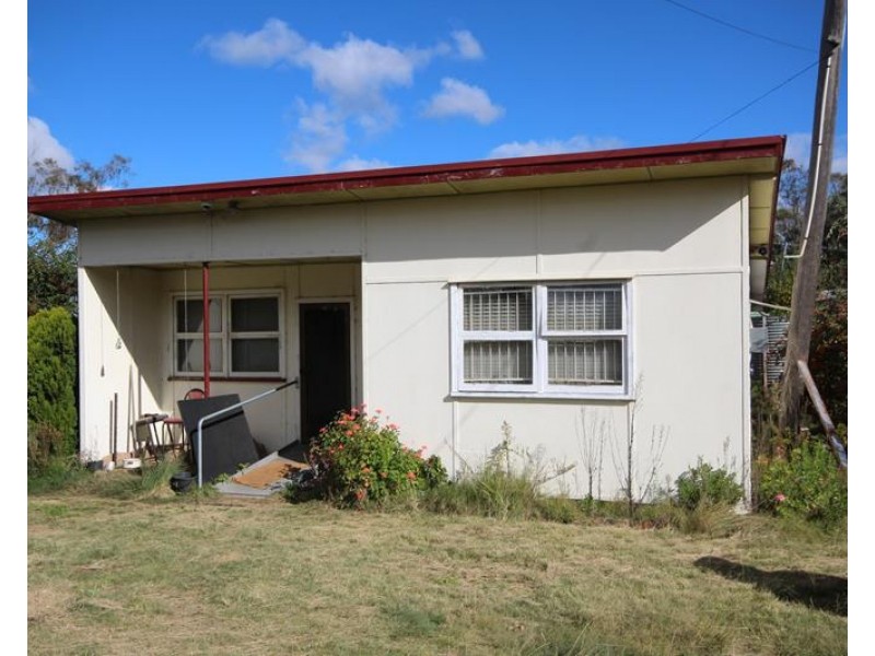 2574 Eukey Road, Ballandean QLD 4382