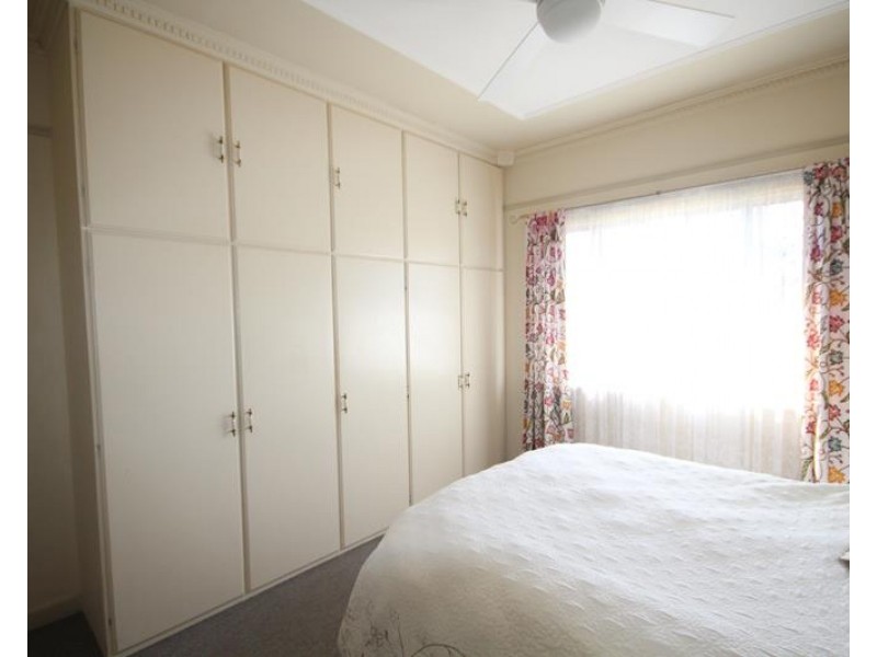 52 Merinda Street, Wallangarra QLD 4383