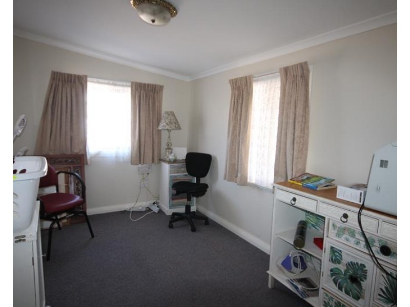 52 Merinda Street, Wallangarra QLD 4383