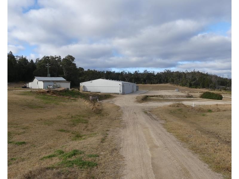 827 Thorndale Road, Glen Aplin QLD 4381