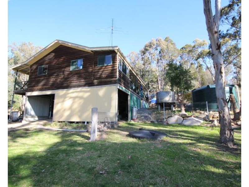 67 Roberts Road, Stanthorpe QLD 4380