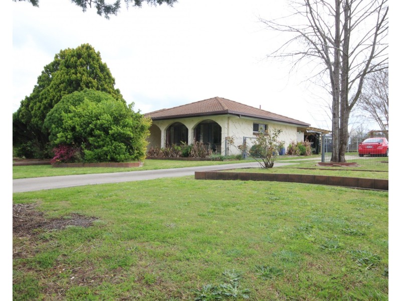 66 College Road, Stanthorpe QLD 4380