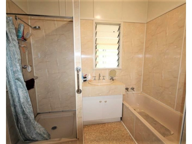 28 Denham Street, Stanthorpe QLD 4380