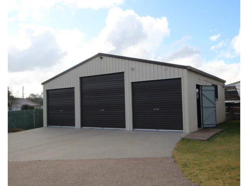 17 McGlew Street, Stanthorpe QLD 4380