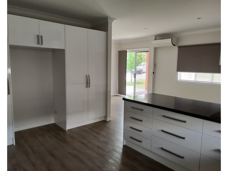 17 McGlew Street, Stanthorpe QLD 4380