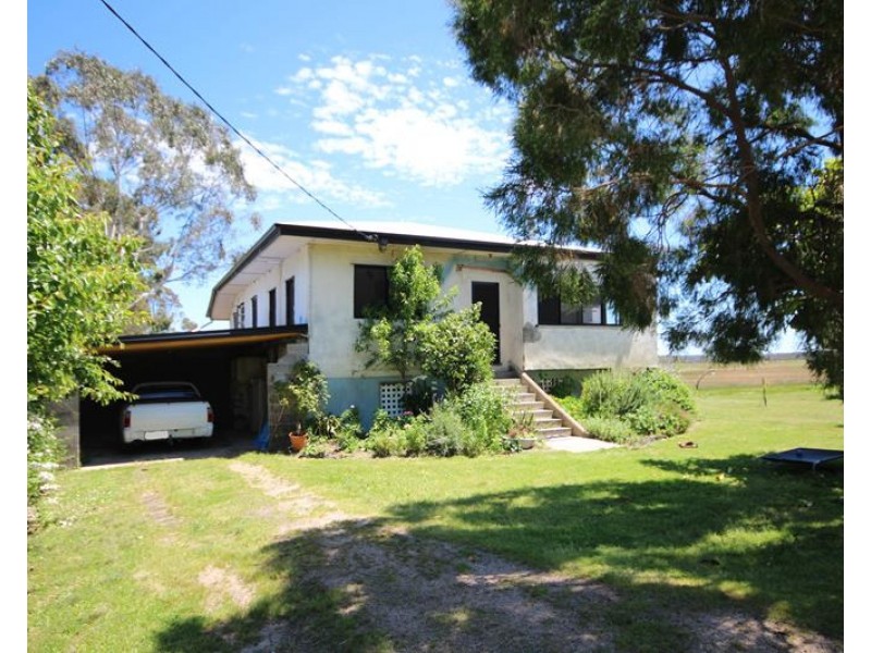 1228 Amiens Road, Amiens QLD 4380
